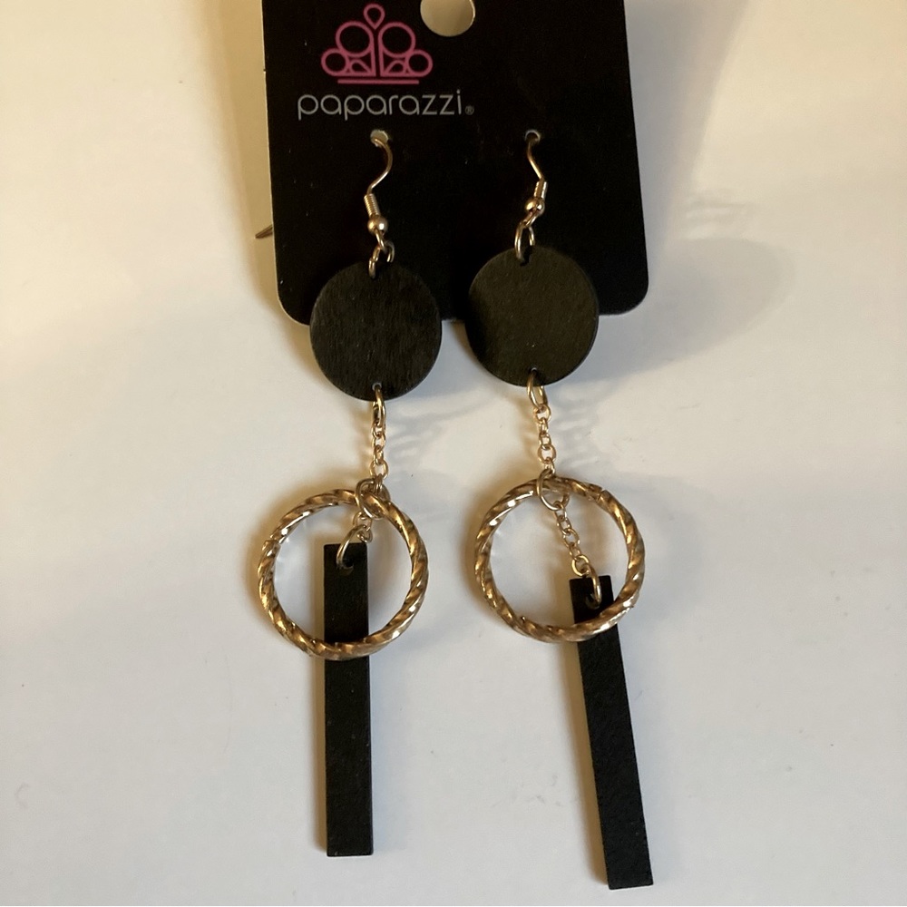 NWT Black and Gold Geometric Dangle Earrings